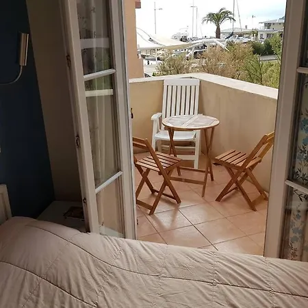 L Abri-Cotier Apartment